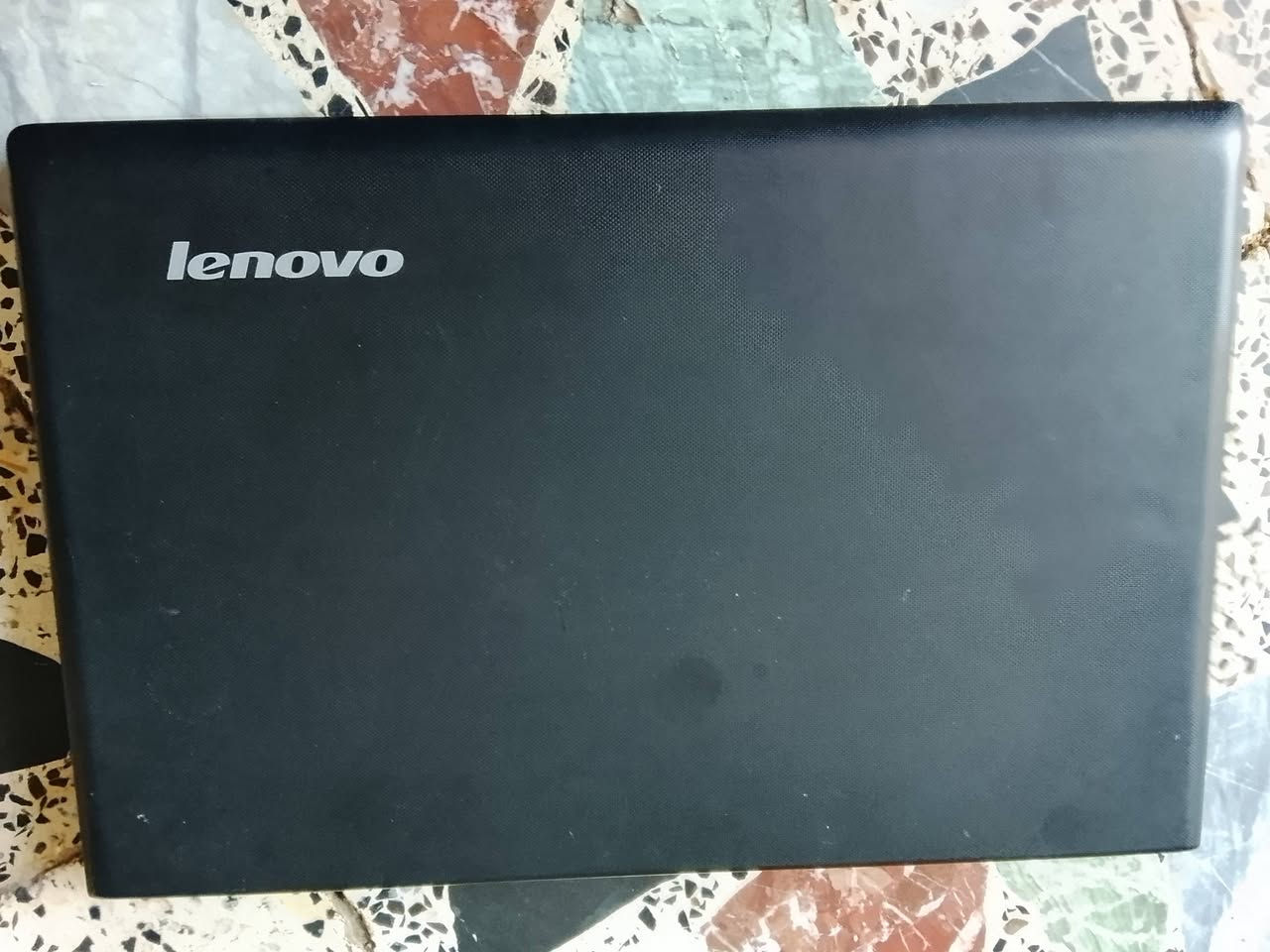 حاسبة لينوفو  Lenovo G505 للبيع رام 4 ذاكرة 500 شغالة بطاريتها شغالة السعر 125 الف وبيها مجال
ملاحظه بيها خط خفيف بل شاشة مابين 
مكاني بغداد بياع حي الاعلام رقمي واتساب ***********
حاسبة لينوفو  Lenovo G505 للبيع رام 4 ذاكرة 500 شغالة بطاريتها شغالة السعر 125 الف وبيها مجال
