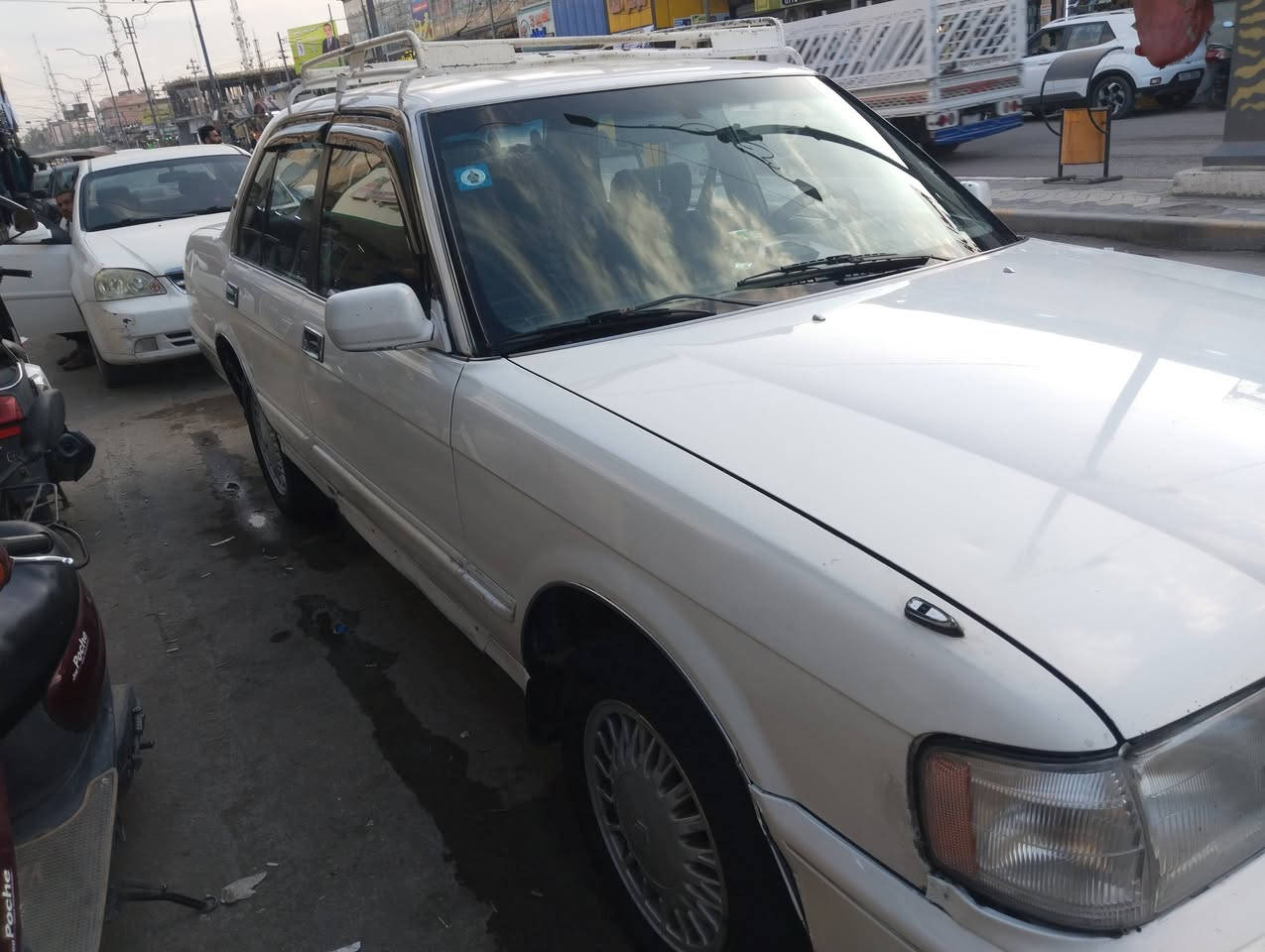 ارنب موديل 94 سنويه مجدده 29 تخم تاير مكينه وقير مقفولات حداديه 100% تحويل ثاني يوم بدون صبغ بلاد سياره 75 وبيها مجال جاملغ خلفي فقط رشه ***********
***********
