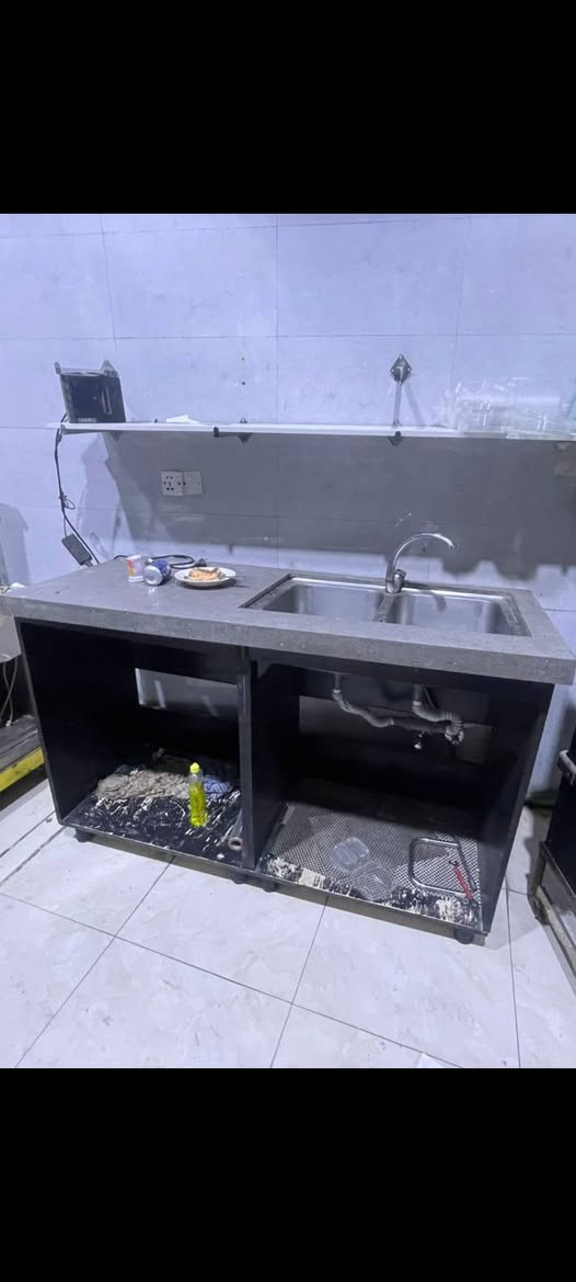 غراض للبيع كلمن وسعره
السلام عليكم ورحمة الله وبركاته
مصعد كامل مع الكهرباء والجوزات مالته ب٢٨٠
حماية عراقي ٦ بلانك بدون بلانكات ب١٥٠
سنك غسل السطح مالته مرمر مع خلاطه ب٨٠ الف
شواية مال كباب ودجاج واجنحه حجم ٤ متر مع دكت ب٣٥٠
دكت حجم متر ونص في متر ونص طول ٤ متر ب١٠٠ الف
رفوف ٧ طوابق ورفوف ٣ طوابق ورفوف ٤ طوابق كلهن ب٥٠٠
براد طرح كله سل ستيل داخل وخارج ب٤٠٠
ميز تقديم تفصال طول ٥ متر وعرض ٨٠ سطح مرمر ب٣٠٠ الف
طباخ جبير ٦ عيون كله سلستيل تركي اصلي ب ٦٥٠
عارضة مقبلات ١٠ بلانك كبير ب٣٠٠ الف
متبله فاكيوم سلستيل مال  تتبيل لحم ودجاج ب٤٠٠
  مع جهاز كامل ب٦٠٠ الف RB سستم كاميرات ١٨ كاميرا نوع 
خلاطات كاتم اصلي عدد ٢ ب٩٠ الف
مرايات لمس عدد ٤ ب٨٠ الف
كراسي جلد تركي اصلي خشب زان عدد ١٢ الواحد ب٧٥
منقلة فحم تفصال ب٥٠ الف
قاطع للصحيات ب٧٥ الف
اوفن ماركة وستن ب١٠٠  الف
اماعين وطوس بيهن ٣٠٠ قطعة شلع ١٨٠ الف
ميوزة سطح سلستيل عدد ٣ كلهن ب٢٠٠ الف
ميز بارستا حجم ٤ متر سطح كرانيت ب٣٠٠ الف
ديكور باريستا مكان السيروبات ب١٥٠ الف
عارضة تبريد ماركة ايكور ب٣٠٠ الف
ميوزة ١١ ميز وكراسي ٤٤ خشب زان ب٢٣٠ الميز
وبعد غراض هواي الحاب يستفسر ع الوتساب او يريد يرمشلي واني اتصل بي واللي يريد الغراض شلع هم اداري
***********
