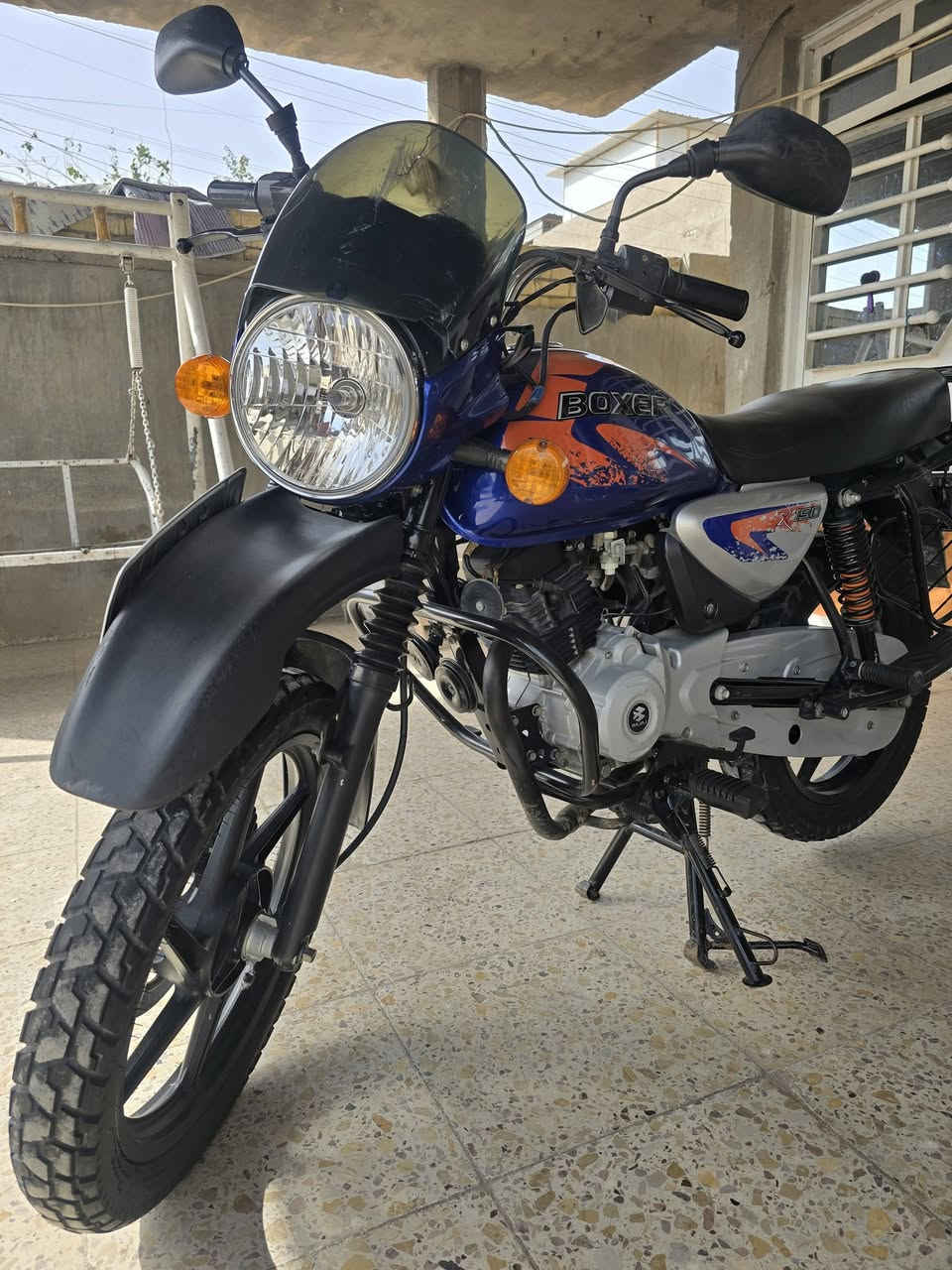 سلام وعليكم دراجه للبيع بوكسر موديل  23السعر 2500 مكاني ابو غريب  لوحه وسنويه هزه جديده رقم بغداد   ***********
