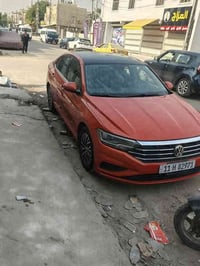 كولف جيته 2019 السياره حلوه  ماشيه 95 حادث خفيف قبق جنطه بدون دواخل ال...