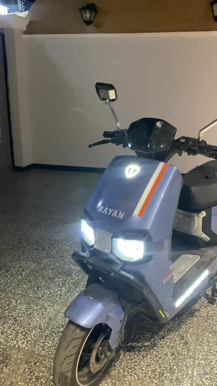 دراجة شحن ريان 25فول مواصفات
لايت لد 

3 نمر 

اوتو بارك

مثبت سرعة

نضام الاعطال يطلع بشاشة

ست بطاريات

وياها بصمتين

تمشي بلشحنة من75كيلو الى80

 بغداد*********** 

السعر 950

بيهة شخط وفطر بلحامة اليسرة بس
