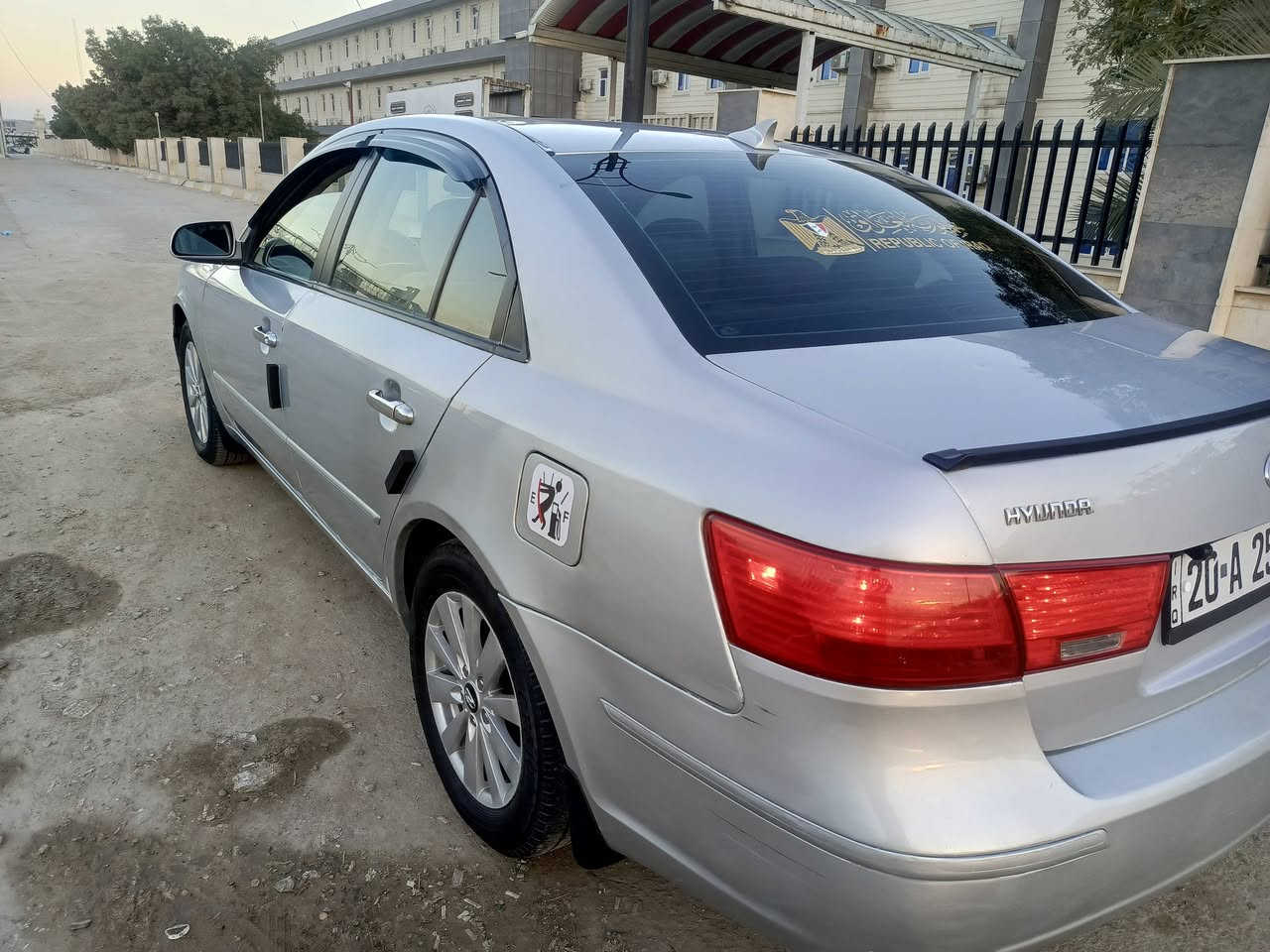 السلام عليكم للبيع سوناتا م 10 أمريكي رقم ديالى سنويه 28 تحويل مباشر  ***********
سياره حادث أمريكي جاملغ أمامي يسره بيهه 6 قطع أبيع حزام سونار بيهه شراي يراسل ودزله سونار
مكينه2400 كير مكينه صدوره تخم تاير كهربائيات تبريد تتفئه كفاله 
شاشه كامره ريمونت سنتر لوك سستم سماعات فول
مكان بعقوبة السعر 105 وبيهه مجال
