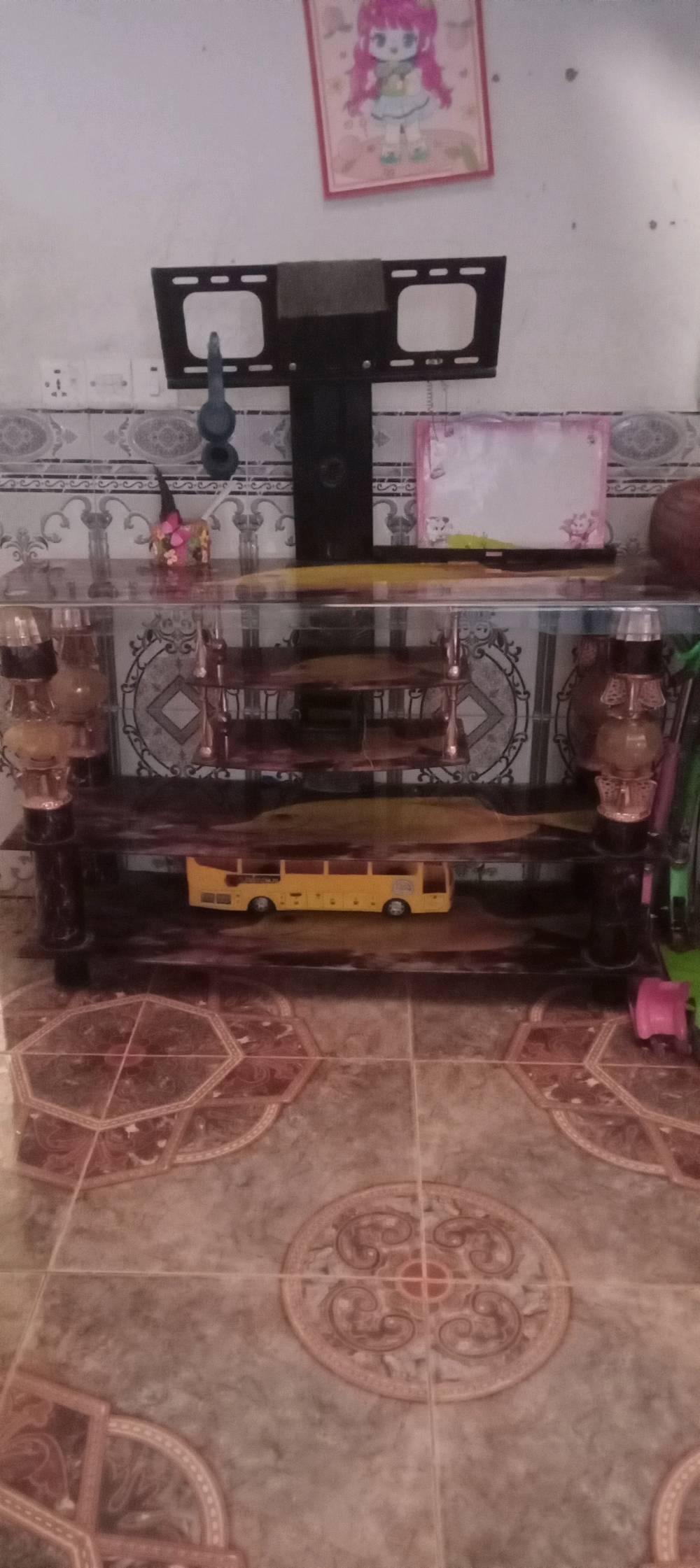 ميز بلازمه ب50