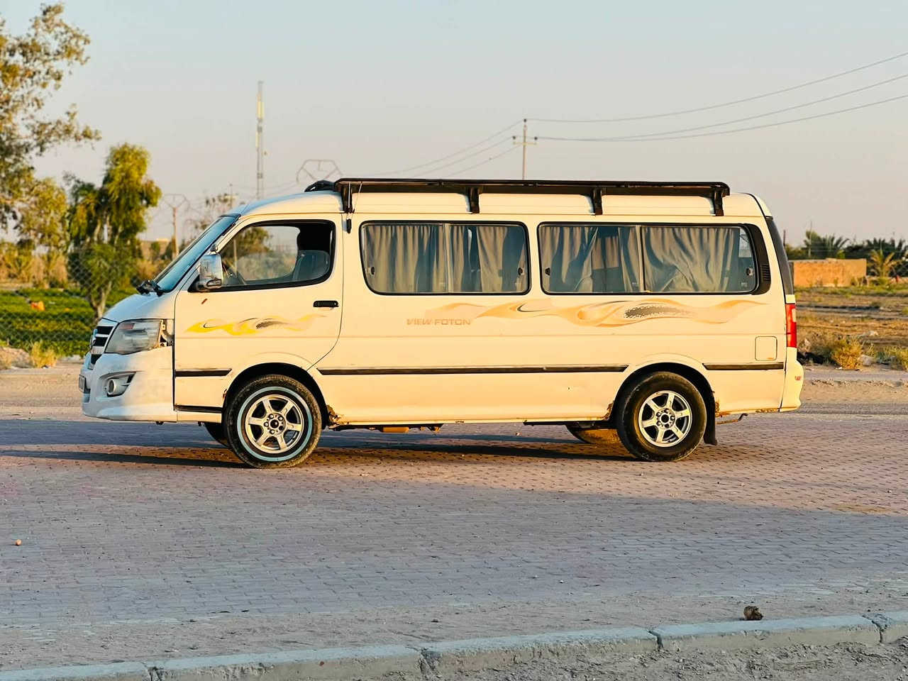 السلام عليكم من رخصه مدير الكروب سياره نوع فتون موديل 2014 السياره رقم بابل دولي بأسمي السياره مكفوله كفاله عامه من كشر وكير ومكينه وشواصي تخم تاير السياره جاهزه من كلشي حداديه 75 بلميه السياره مصروف عليهه علمود متعب السايق السعر 75 مع المجال *********** غير متواجد عله الفيس
