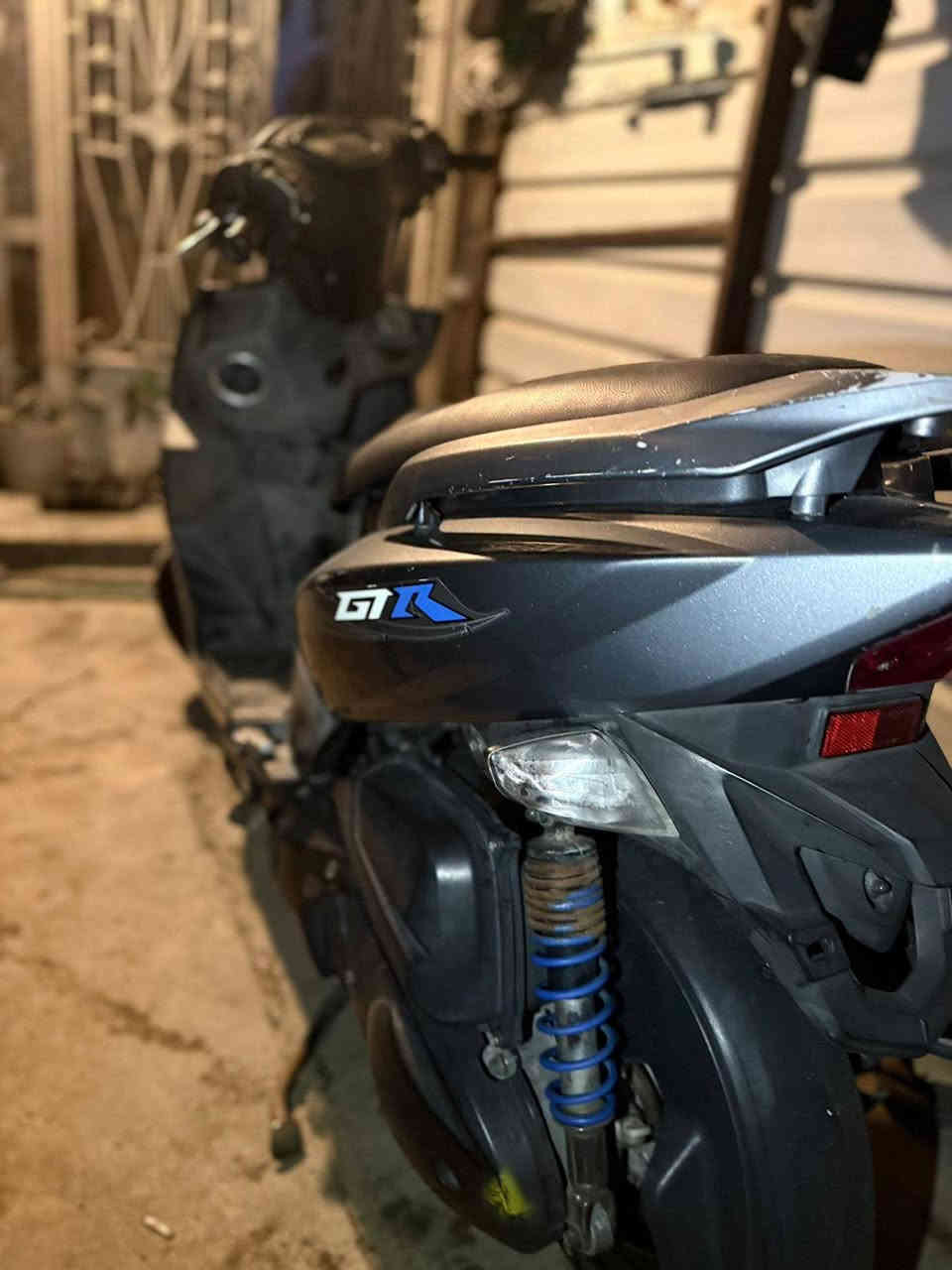 سلام عليكم دراجه جي تي ار دراجه مكفوله كفاله عامة الدراجه ختم واحد ومكينه حجر امانه الله دراجه جديده بمعنى الكلمة اوراقهه نازله من معرض دراجه كامله اوراقهه الدراجه شلعه معدل تشك الكاع ماصارلهه ٣ أشهر من نازله رمبه وجديده ع وضع المعرض دراجه بانزين كله محسن أدير الهه ودهن امزويل جديده الدراجه معروضه ب 1050 وبيها مجال حك الجيه المكان الغدير بغداد الجديده مامتواجد ع فيس للتواصل واتساب ***********
