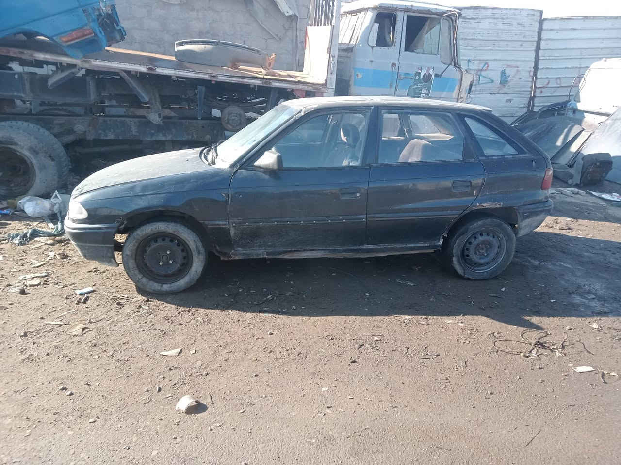 السلام عليكم اوبل استرا مكينه تبخر وكير شرط الشغل اي شي تحتاج خابر وتدلل عنوانه كسره  وعطش شارع اول عل يمين ***********
