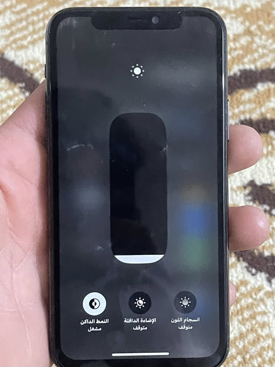 ايفون11برو
ذاكرة64
الجهاز نضيف فقط فيس إيدي واكف 
سعر200
***********
