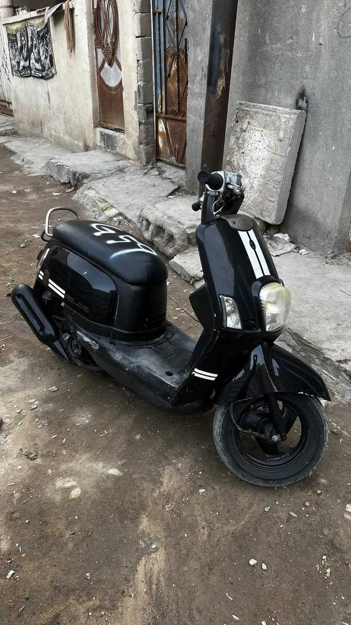 بوليسي حاويه برغي ممفتوح بيه سعر 950وبيه مجال ***********
