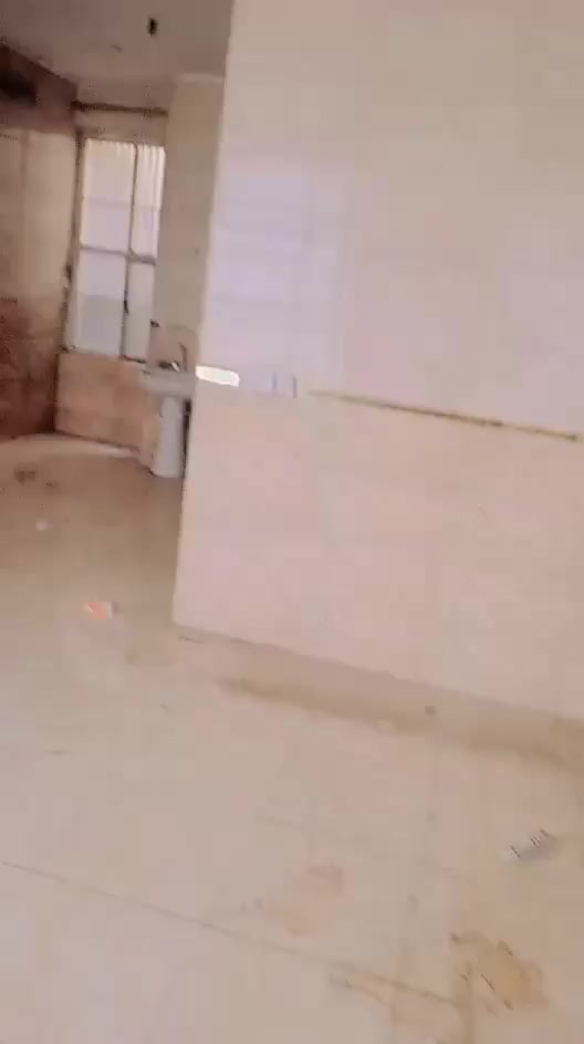 شقه للايجار ١٠ في ١٠ معزوله البلديات حي التراث ضياء الحلفي الايجار ٤٥٠ 
***********
