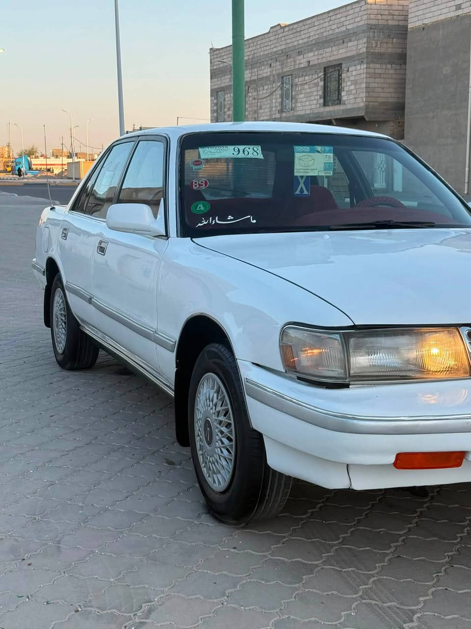 سلام عليكم كروسيده يسره بلاد مديل 1992 مكفوله من الكص والنقل جثه والضربه والعيب الشرعي مصبوغه جماليه كير ومحرك جدد ونجي سته سلندر طخم تاير حداديه جديده كهربائيات كله شغاله تبريد ثلج دواخله ماروني جديده مشروع وطني تحويل مباشر راعيه يمي سعر 53 مكاني البصره ***********//***********
