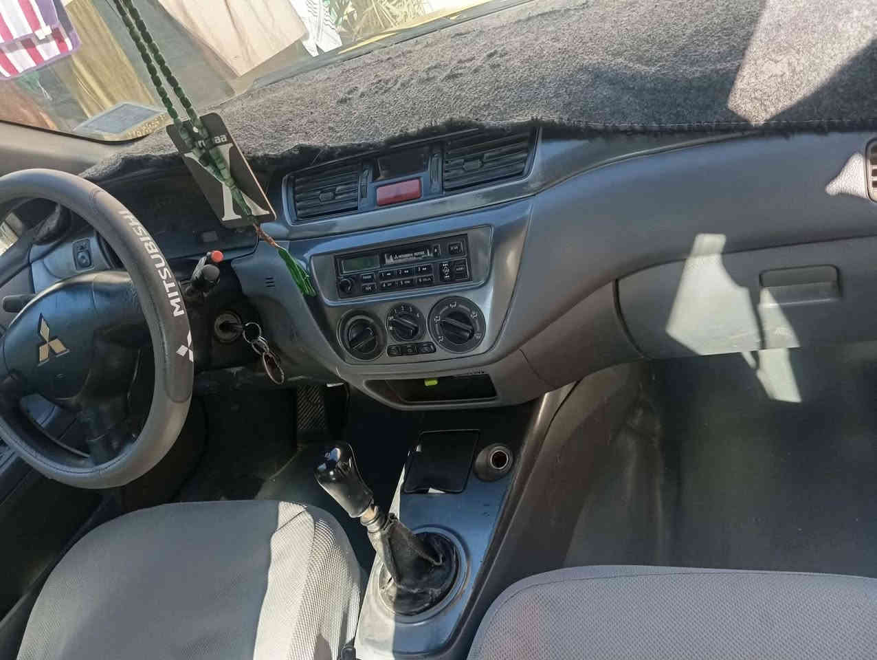 لانسر موديل2010 بسمي بيه ضربة خفيفه بجامرق الخلفي بيه خيط تبخير محرك 15 سعر 65 وبي مجال بسيط مكاني ديالئ جلولاء ***********
