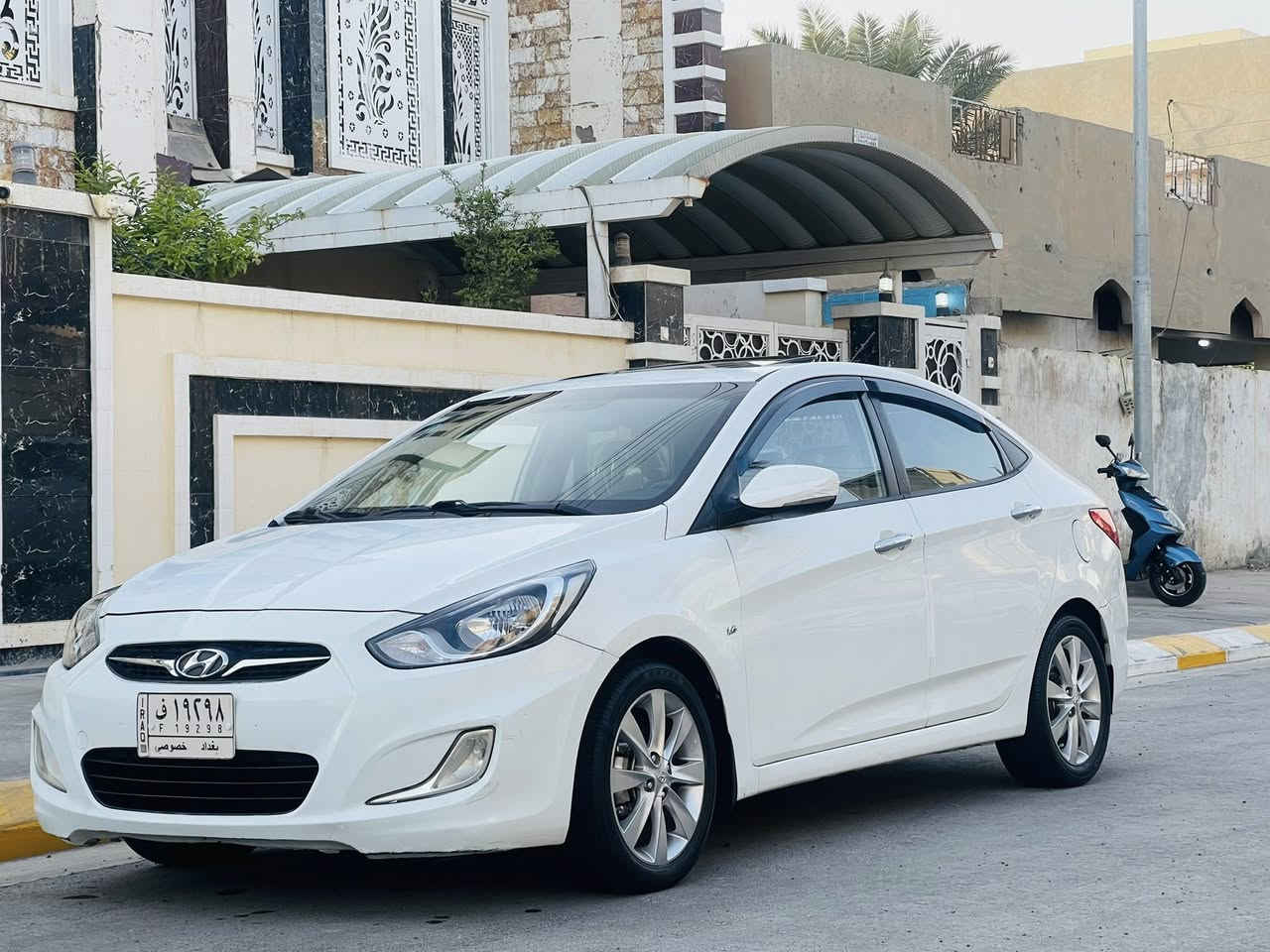 السلام عليكم
اكسنت 2012 خليجي 

ماشيه196

تخم تاير تخم ويل كب 

صدر امامي خلفي جديد

شاشه تاب 

كير مكينه كفاله

تحويل مباشر

غرفتها جديده

بدون نواقص جاهزه من كلشي

بيها نص قطعه وشبر صبغ

سونار مرفق

مكانها فلوجه 

سعره 100

وبيها مجال شي بسيط 

***********
