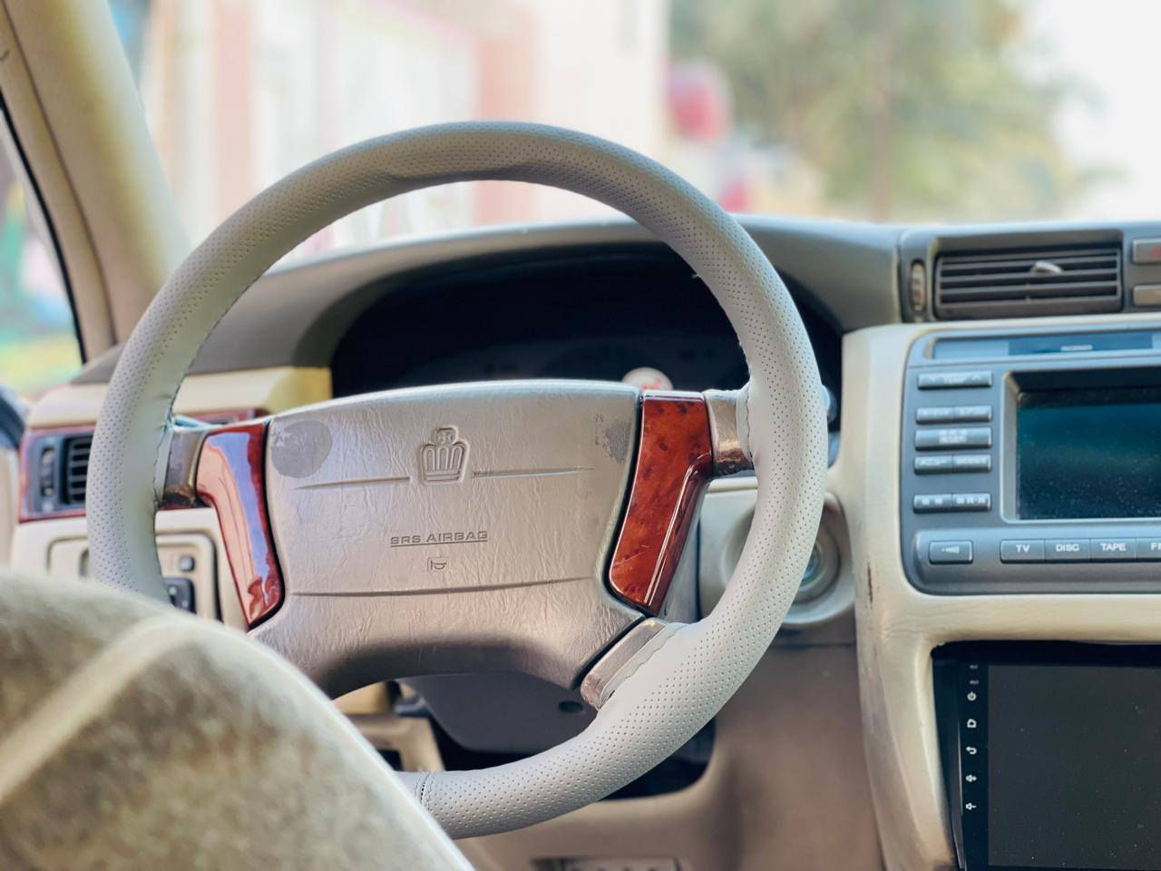 ملكة لؤلؤي موديل ٢٠٠١
اصولي بإسمي هزة جديدة للسنة الجاية
سنوية لل٢٠٣١
تحويل ثاني يوم مشروع وطني باي مكان
محرك في في تي ٣٠٠٠ فيشة و بطل
عليها منظومة غاز (تشتغل غاز و بانزين) انسى الصرف، كل ٣٠٠ كيلو عشرتالاف دينار
سيارة جديدة جديدة مال جناي
تحوير نجف فوگ و جوة
حدادية جديدة.. محرك و گير لوك.. تبريد معروف مال ملكة.. تحكمات خلفية.. اريل.. دبل شاشة.. ويل نجمة نفطي ما مصبوغ.. كرستال.. منظومة زنون
كفالة من الگص ونقل جثه والضربه القويه 
مكان السيارة نجف
السعر 130 وبيها مجال بسيط

دكتور حسين
*********** النجف, العراق
