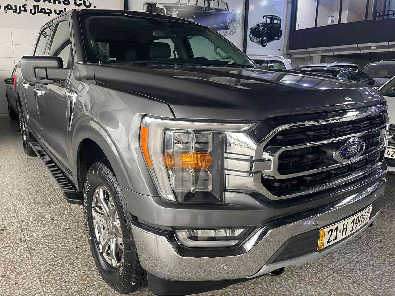 سڵاو هاوڕێیان فۆرد F-150 2021 وارد ئەمریکی XLT بێ بۆیاخ سەیارەکە زۆر جائیز و تازەیە بە نسبەت لێدراوی هیچی نییە ٢ پەڵە تەعدیلی بچوک ئێرباگ بەس سوکان سیستمە سەیارەکە زۆر جوان و تازەیە ٩٩،٠٠٠کم ڕۆشتووە سعری ٢٨٨ گەڵاو معامەلە (***********) السليمانية, العراق

