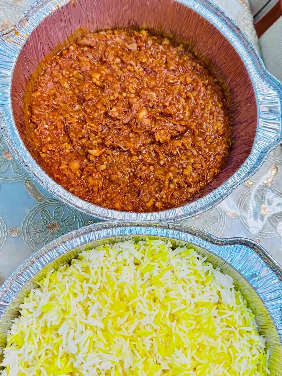القيمة النجفية على أصولها.. طعم يرجعك للجذور! 🍲✨
لأن القيمة النجفية مو مجرد أكلة، بل هي "فن وعشگ"، وفرنالكم اليوم القيمة النجفية الأصلية المعدّلة.

اسرارنا 😲:

لحم عجل عراقي 100%: فريش، ممروس ومُذوّب ويا الحمص لحد ما صاروا قطعة واحدة (اللحم خيط واحد ويه الحمص!).

حمص منقى بعناية: ومطبوخ على نار هادئة لدرجة الذوبان.

بهاراتنا ولمستنا السحريه 🪄❤️

#قيمه_نجفيه #اكلات_عراقيه  #طبخ_منزلي


**إذا كنت صاحب هذا الإعلان وتريد حذفه لأي سبب، رجاءا أرسل رسالة إلى الدعم الفني**