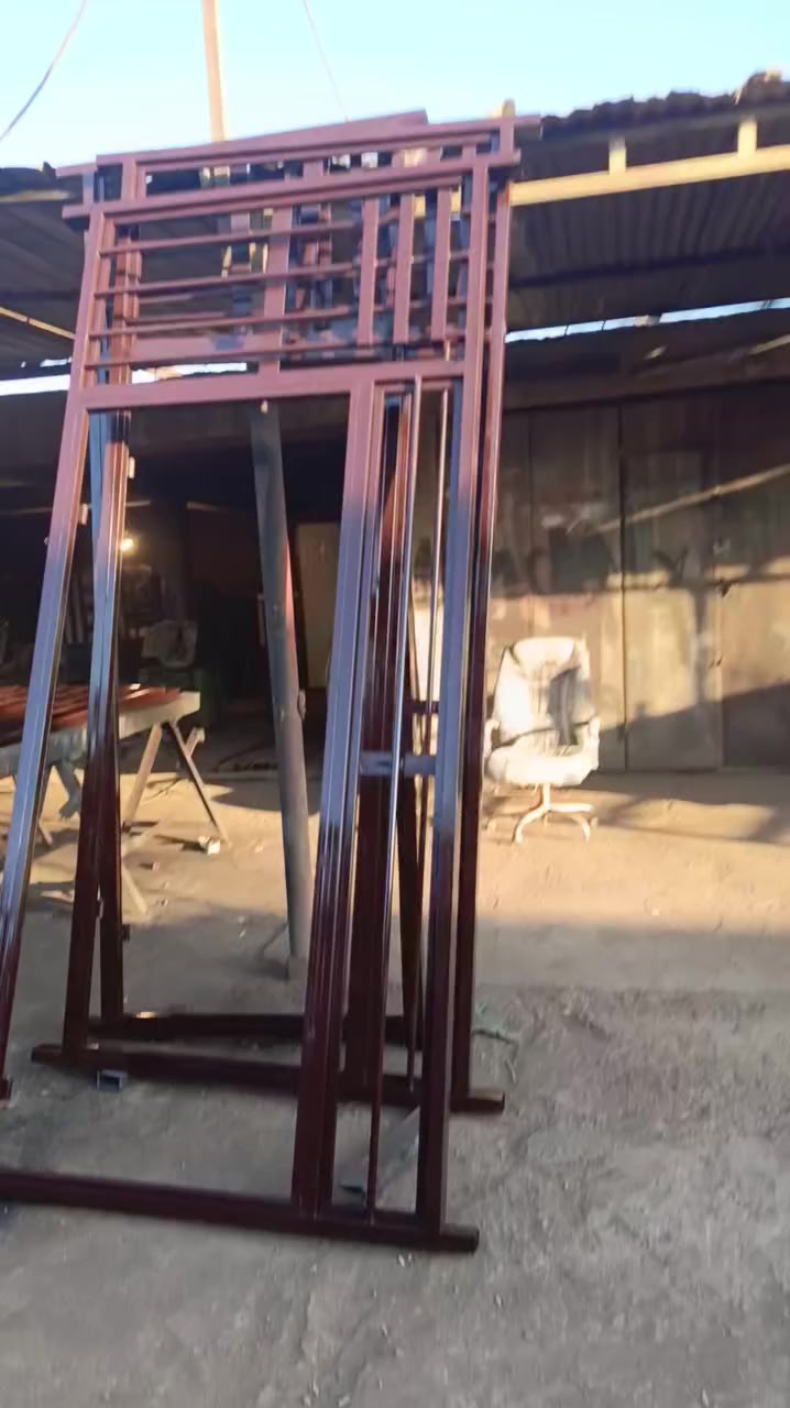 خريطه تم افصالها باب كريدور ارتفاع 3 م عرض متر و30 باب مطبخ ارتفاع 3 م عرض 110 شباكع العدد 4 ارتفاع 150 عرض 150 شباك مطبخ ارتفاع180 عرض 150 شباك رابعه ارتفاع 210 عرض 180 معروضه للبيع رقم الهاتف ***********
***********
