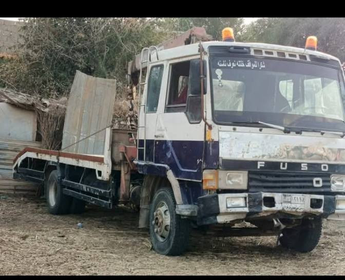 سلام عليكم للبيع لوري كرين فوسا محرك كير وكسل كلها شرط كهربائيات كلها شغاله تايرات  كلها جديد جاهز الشغل ماطور سحب سيارات ونج رفع بيار السعر 125وبيه مجال اخوان مكلف بل نشر ***********
