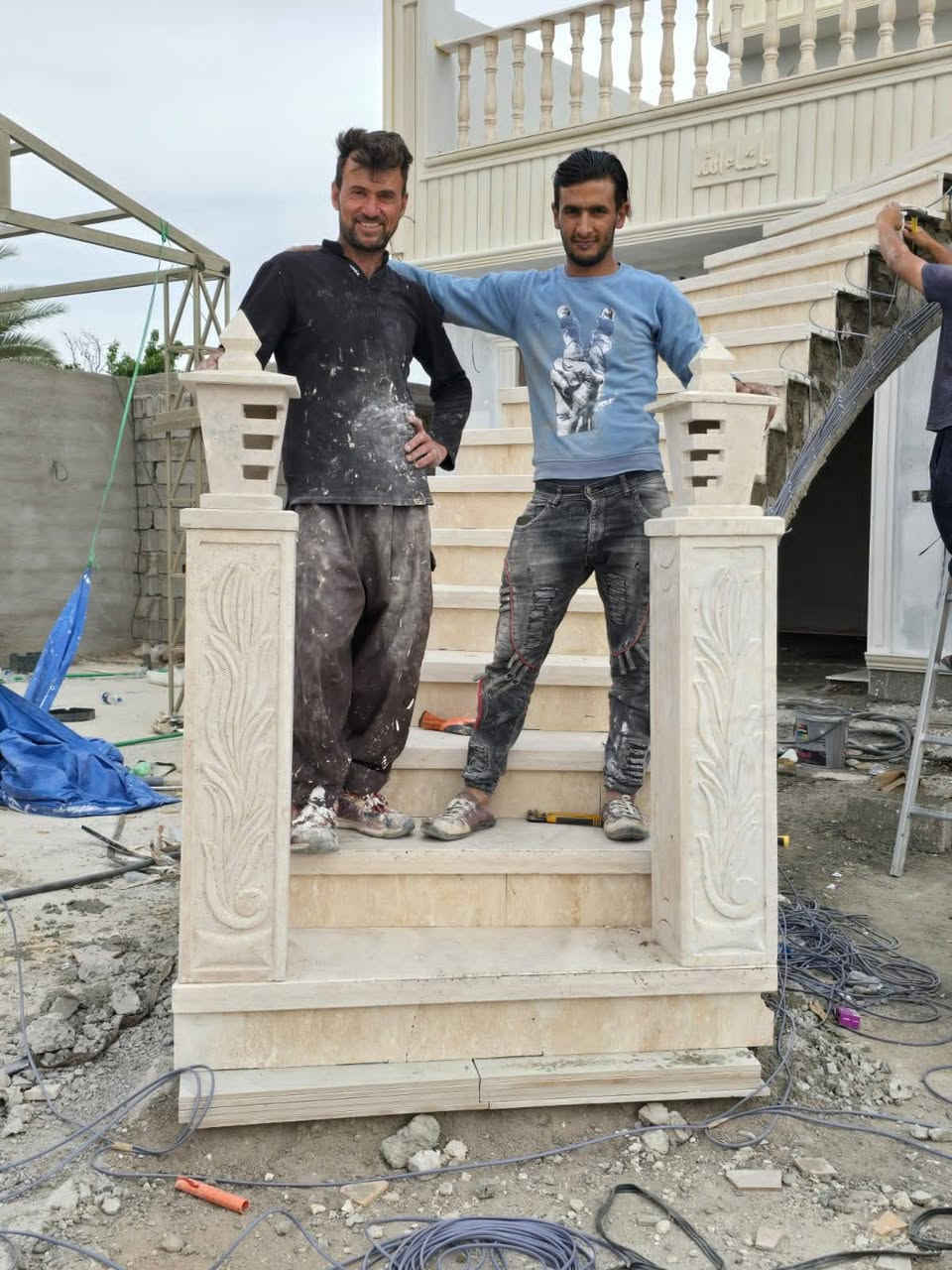 كادر من صلاح الدين قضاء بلد الفوووووم التركي للواجهات مواد درجه اولى للاستفسار ***********
