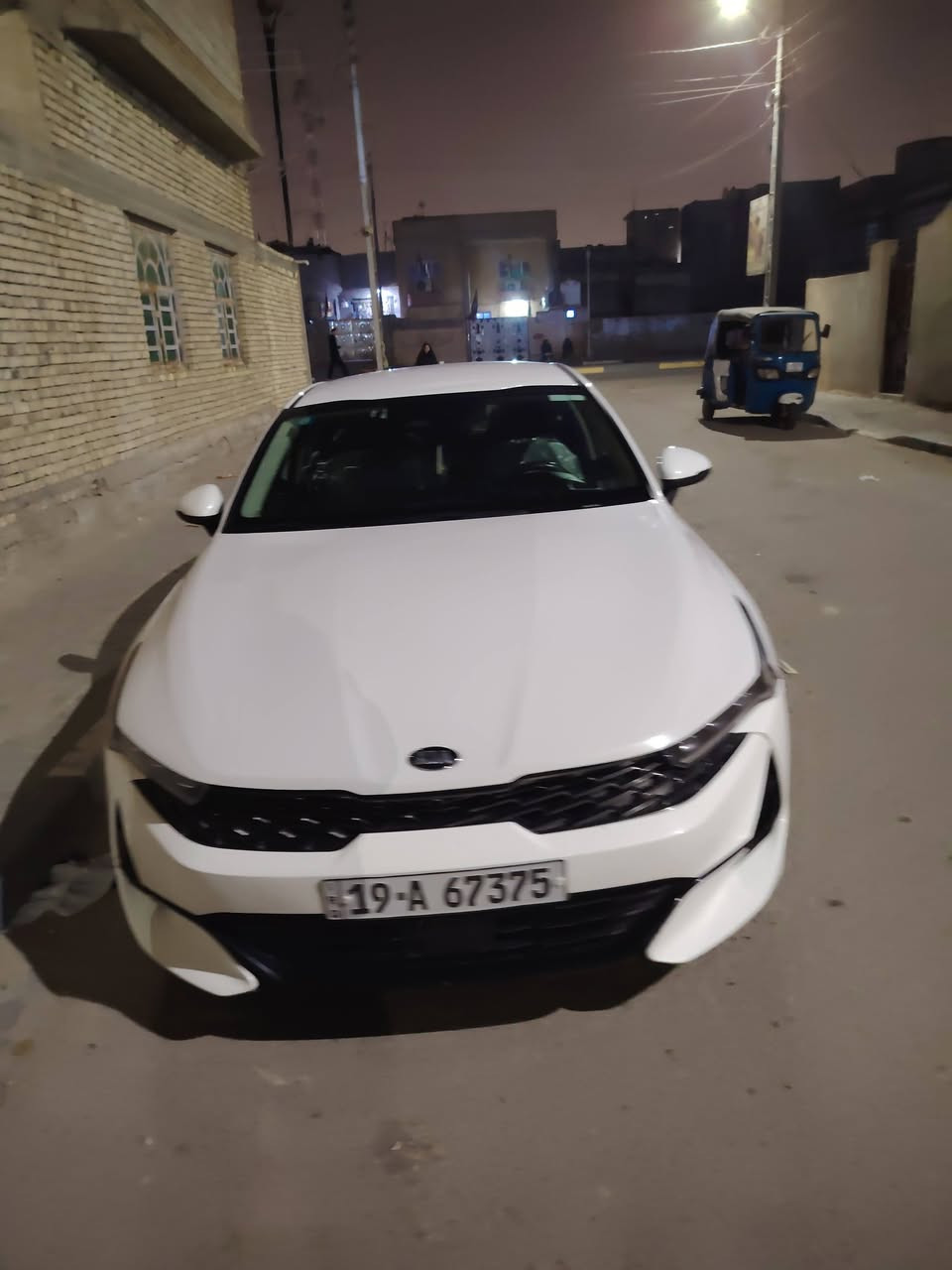 البيع كي فايف *********** مكينة ١٦٠٠ بيهة جاملق وباب مديل ٢٠٢١  سعر ١٥٠ المو شراي الخيبر مكان بصرة
