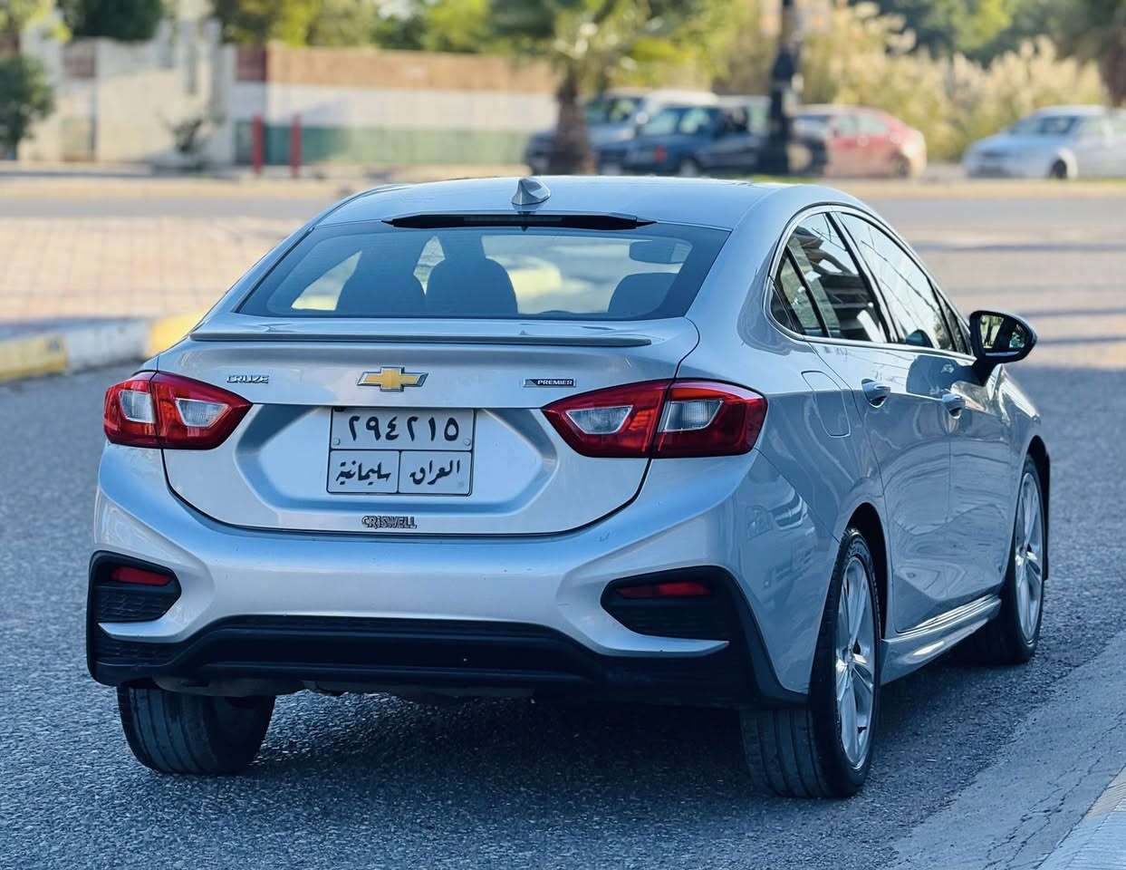 سلام عليكم 
شوفرليت كروز
موديل  2017
مواصفات فوول عدا فتحه
قطعتين صبغ بونيد جاملغ بدون دواخل 
السعر    105 
عنوان   خانقين
للاستفسار  ***********
