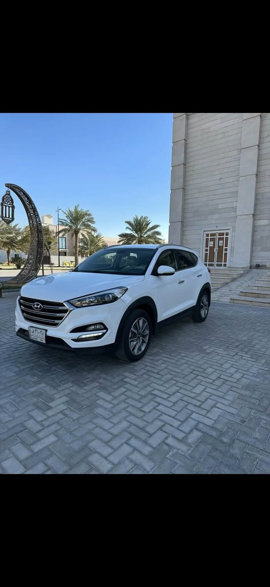 السلام عليكم
هونداي توسان خليجي 2018

كوري أصلي فول1/1

عدا البانوراما

الضرر 

بارد بالصندوق البگلايت 4 أصابع

وبارد بل جاملغ الامامي صوب الصدر عكس السايق 4اصابع 

سيارة ماشية 160

المواصفات...

شاشة اصلية

كامرة خلفية دوارة

حساسات خلفيه..

تحكم ستيرن جهتين

مري شفط

كشنات جلد 

ثلاجه بالچكمچة

انظمة قيادة،ايكو..عادي..سبورت

يدات نيكل

تبريد قطعتين 

تايرات 4اصلي

دواخل صاج

رقم بغداد 

السيارة بأسمي تحويل ثاني يوم

السعر...177وبيها مجال بسيط 

للاستفسار الاتصال ***********

مكاني كربلاء المقدسة
