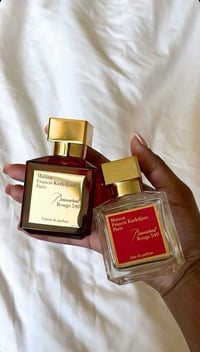 عطور فاخرة • ثبات ممتاز • توصيل متوفر