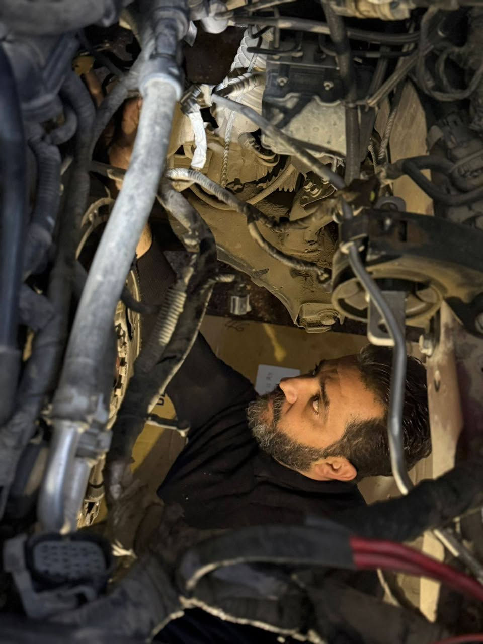 حلال الاخ علاوي
بفضل الله تم تبديل كير مع فلتر ودهن اصلي 
 ورجع كلشي بلادي  سياره 2018
#دع_الصيانه_لنا_وتمتع_بالقياده
الدوره جمعيه خير الله
***********
