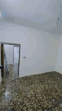 مشتمل للإيجار غرفة وصاله ومطبخ وحمام وترك ب ٣٥٠ بغداد البلديات مجمع عمارات الفلسطينيين ***********
