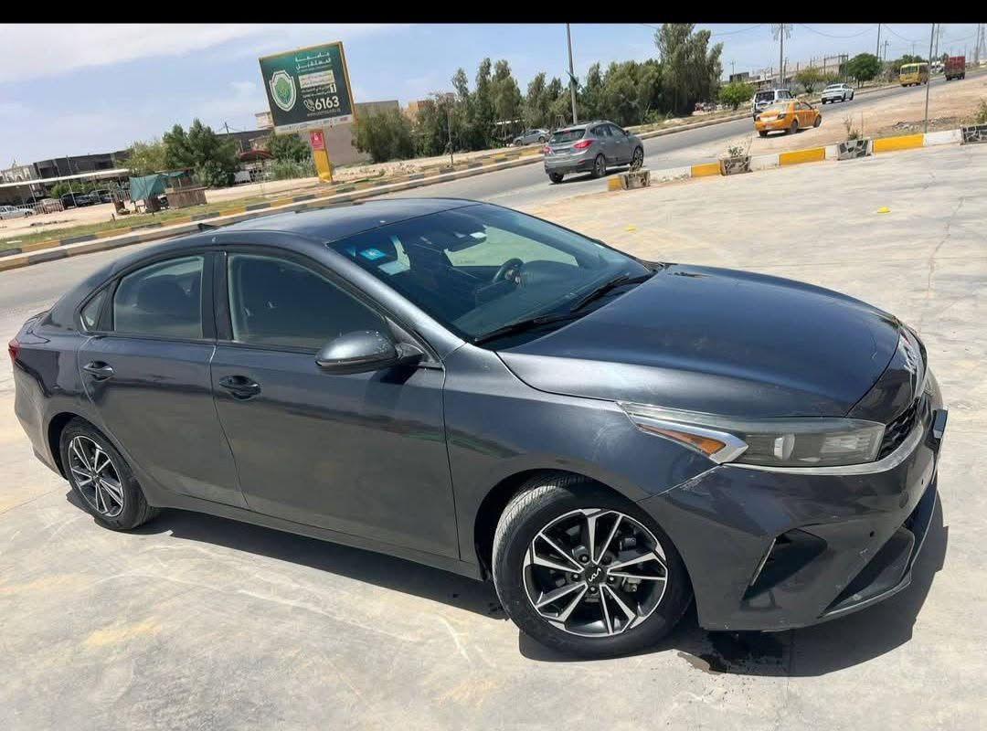 2022
امريكي 
محرك 2000 دوش كير ومحرك مكفولات
ماشيه 40 بعدهه زيرو 
رقم بغداد تحويل مباشر السياره خير من الله 
وجاهزه فووول عده الفتحه 3 وضعيات قياده 
رادارات جانبيه ومواصفات الفورتي معروف  ااسياره قطعتين تبديل وقطعه صبغ
بدون دواخل 
السياره 22 بعدهه جديده 
***********‬‏
شراي اتصل وبخدمتك حلة, بابل
