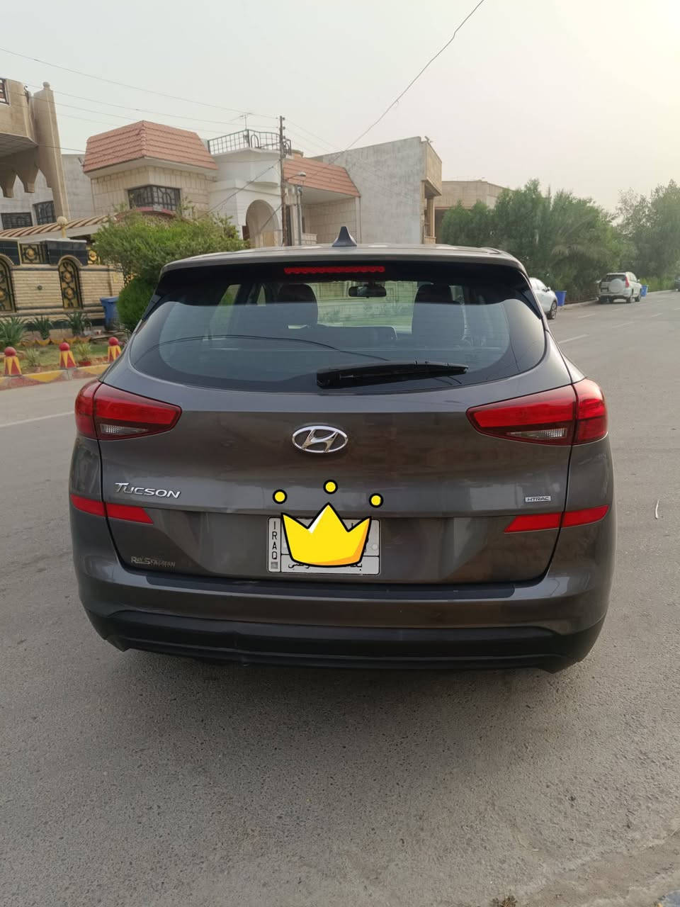 سلام عليكم 
توسان للبيع موديل ٢٠٢١ 
صور الحادث مرفقه ب المنشور
قطعتين صبغ بنيد وجاملغ 

و برد شي بسيط جدا من 

 السياره اني دخلته ع ايدي  

 … مواصفاته 
١. رادار تحديد مسار 
٢. مساعد نزول منحدرات 
٣. اوتو هولد 
٤. سايد بريك بصمه 
٥. تحكمات ستيرن 
٤. فور ويل 
٦. شاشه بلادي تدعم ابل كار بلي و اندرويد اوتو 
٧. درايف مود 
السياره محركه ٢٠٠٠ gdi  
ماشيه 36 الف ميل 
 ماكان السياره بغداد  السعر 150و بيه مجال  ‭***********
