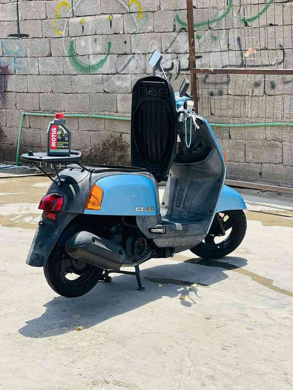 سلام عليكم بوليس رمبه صاله شعرين من طالعه من رمبه مكفوله كفاله عمه سعر 950 عنواني كوت رقم  ***********
