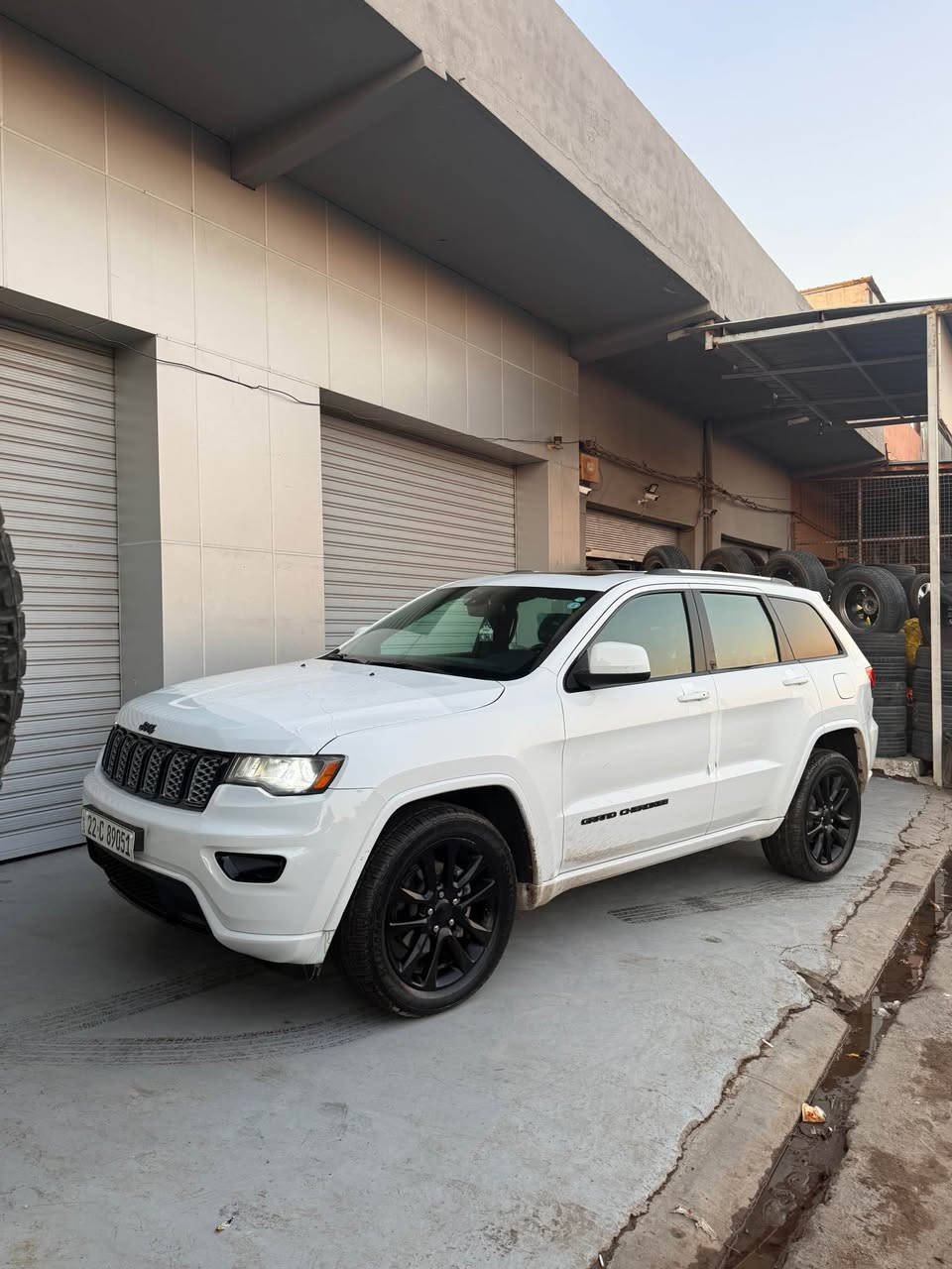 Jeep grand sheroke 2020 
جییپ گراند شیرۆکی سەیارەکە بە کلین داخل بوە دو پارچەی تیزابی پێ دا رژاوە بەبی ئەوەی کرابیتەوەش بەس پەمپ کرایتەوە سەیەرەکە نمو نەیە لە جوانی 
Black top فول فول مواسەفات 
*********** أربيل, العراق
