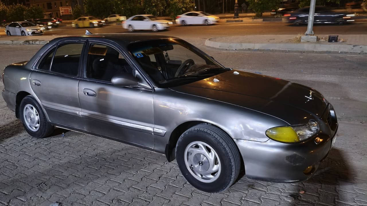 سلام عليكم سوناتا ثري موديل 2000  مكينه حجم ٢٠٠٠ كير كفاله كهربائي شغاله  حداديه جديده  تخم تاير جديد  مصبوعة جماليه بدون حادث نقص تبريد  رقم بغداد سنويه ٢٠٣٠ تحويل ثاني يوم  السعر 45 بيه مجال المكان السياره بعقوبه رقم ***********
