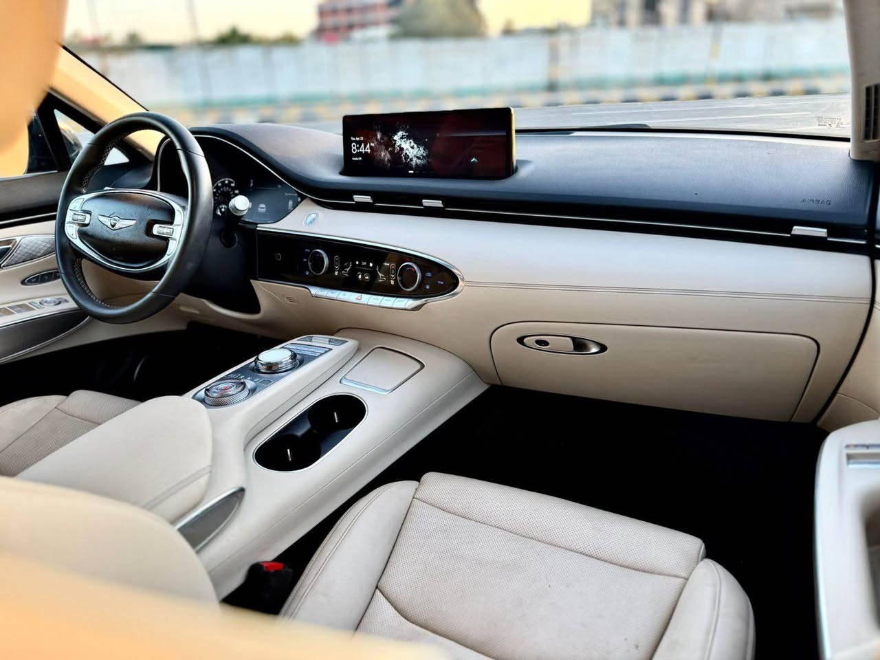 Genesis Gv70 2.5T Awd

وارد امريكي صور الحادث ورقم الشاصي بالمنشور تبديل بابين وجاملغ والبنيد مصلح ومصبوغ 
رقم بغداد شهداء وكالة عامة بسم المشتري

موديل 2024
مكينه 4 سلندر 2500 تيربو
دفع رباعي 4X4
سقف بانوراما 
بصمة تشغيل
بيبان بصمة
صندوق بصمة كهرباء 
كشنات خزّن ميموري 
كشنات جلد + تدفئة + تحكم كهرباء 
تدفئة ستيرن
شاشة كبيره 
نظام GPS
شاحن لاسلكي
كير ماوس
شفتات بالستيرن
تحكم ستيرن كهرباء 
رادار خلفي وامامي
رادار جانبي (نقطة عمياء)
حساسات خلفية
مري شفط وقلاب وترحيب
5 وضعيات قيادة 
وبعد هواي مواصفات 
السعر 225 وبيها مجال بسيط بيع او مراوس حسب القناعه
*********** بغداد, العراق
