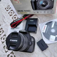 كانون دي ١٢٠٠ • عدسة ١٨/٥٥مم • كسر زيرو