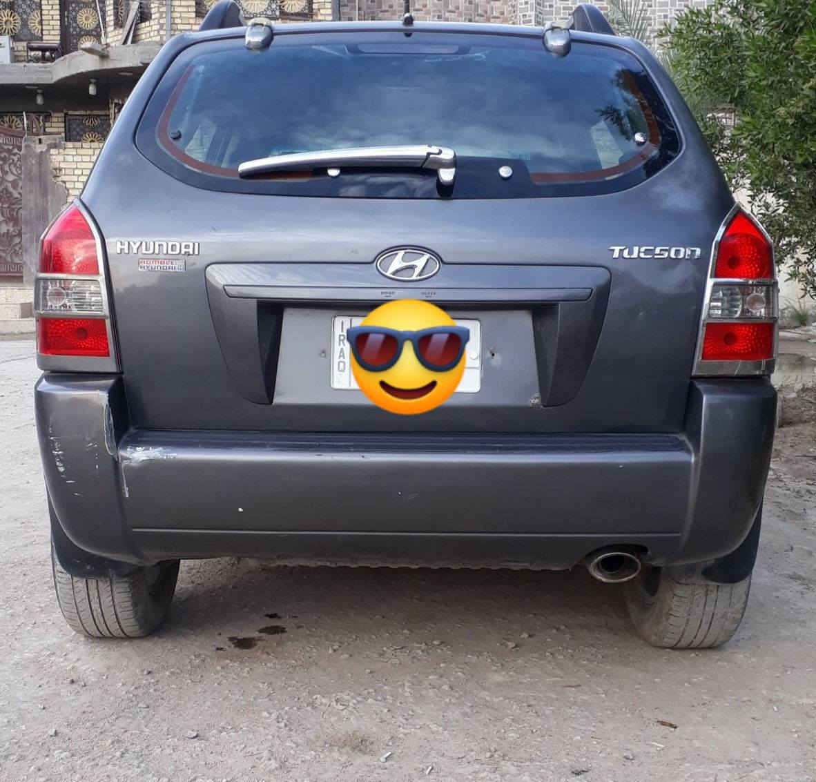 السلام عليكم 
توسان موديل 2009 وارد امريكي حادثه جاملغ وبنيد محرك ٢٠٠٠ دوش لاتبخير لاتنقيص سنوية لل٢٨ رقم بغداد السعر ١٠٥ وبيه مجال للشراي ***********
