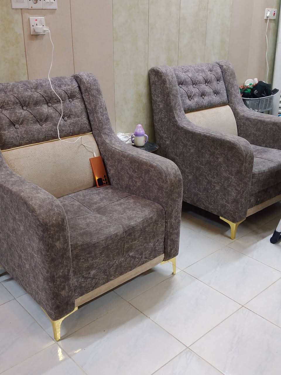 مساء الخير تخم 10 مقاعد نضيف أخذته ب750 واريده 500 وبيه مجال  مو سوكي حطاطه


**إذا كنت صاحب هذا الإعلان وتريد حذفه لأي سبب، رجاءا أرسل رسالة إلى الدعم الفني**