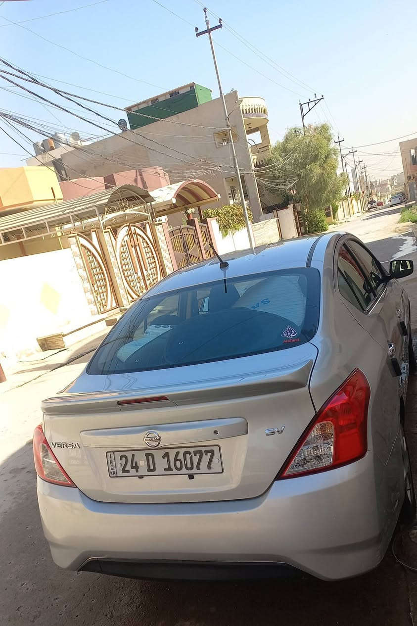 نيسان فيرسا ٢٠١٧
مكينه حجم ١٦ كير محرك تدفئه
 تبريد كهربائيات كله شرط..
سعر ١١٠ بيها مجال..
ضرر جاملغ وربع الباب الخلف السايق
***********
