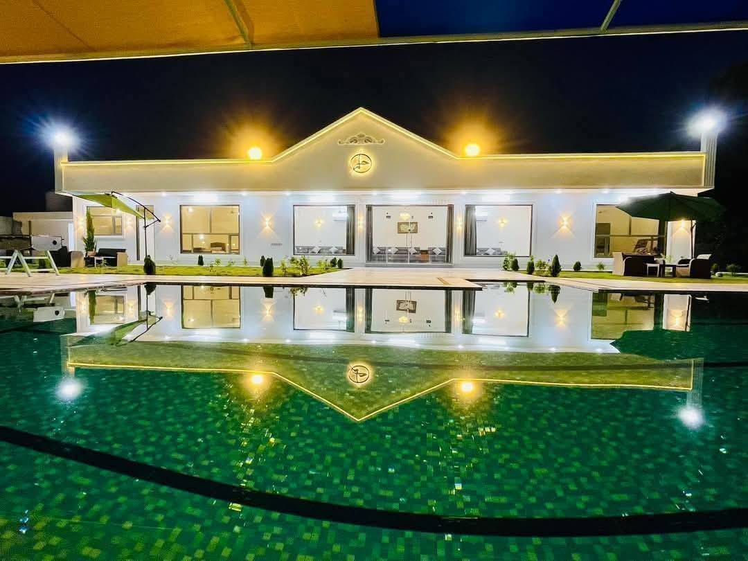 منتجع حلم السياحي VIP الفاخر جداً للشباب والعوائل بانتظاركم!

احجز مزرعتك الآن وتمتع بأعلى درجات الخصوصية!
كل ما تتمناه وأكثر في مكان واحد يجمع بين الخدمات الفاخرة وسحر الطبيعة الخلابة.

مميزات منتجع حلم السياحي:

1. مساحة واسعة (دونم كامل)

2. كهرباء 24 مع مولدة أوتوماتيكية

3. مسبحين منفصلين (أطفال وكبار)

4. ألعاب ترفيهية للكبار (منضدة + فيشة)

5. صالة وغرف نوم مؤثثة ومكيفة + مطبخ 

6. إنترنت 4G سريع

7. جلسات خارجية 

8. حدائق طبيعية وملعب كرة قدم وطائرة 

9. مكان مجهز للشواء

10. كراسي مسبح 

11. صحيات داخلية وخارجيه 

12. تعقيم كامل بعد كل استخدام

13. بناء حديث بالطراز المعماري العصري

احجز، اسبح، اشوِ، واستمتع بأجواء صيفية لا تُنسى!

منتجع حلم السياحي – منتجع العائلة العراقية

الموقع: صلاح الدين – قضاء بلد
للحجز والاستفسار:
***********
***********
