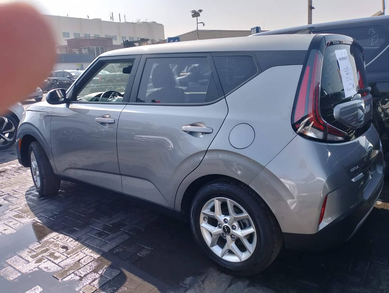 السلام عليكم
 كيا صول2025 
سياره فول مصفوله رادار حساسات نقطه عمياء
مصلحه وكامله مرقمه شهداء ميسان
سياره ماماشيه السعر 160 وبيها مجال 
للاستفسار/‭0771 992 1530‬
