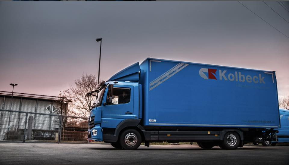 اتيكو ٢٠١٧
٨٢٣حجم 

٤٠٠كم 

٦تايه وي تازه به ستراوه 

دوو تلقه هاف 

گير توناتيك 

٦ويل كروم بيلادي شريكه  

فول مواسه فات  

قه مه ره روبح

كاميره 

حساس 

تبريد بيلادي 

برده بيلادي 

تاني ٣٠٠لتر بيلادي 

رقه م سه نه وي  نوي 

پشت چوپ

دريژي ٦نيو 

برندي ٢نيو

رؤبستؤ 

له دحامي لؤدحامي به شه رت 

رقم تليفون 📞 

***********

٠٧٧١٢٧٣٩٢٥
