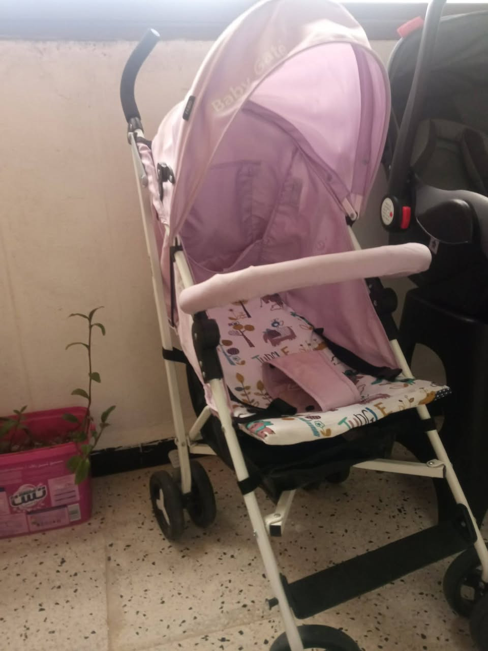Deux poucette et une chaise pour Bibi en bonne état Némo télé 0660086320


**إذا كنت صاحب هذا الإعلان وتريد حذفه لأي سبب، رجاءا أرسل رسالة إلى الدعم الفني**