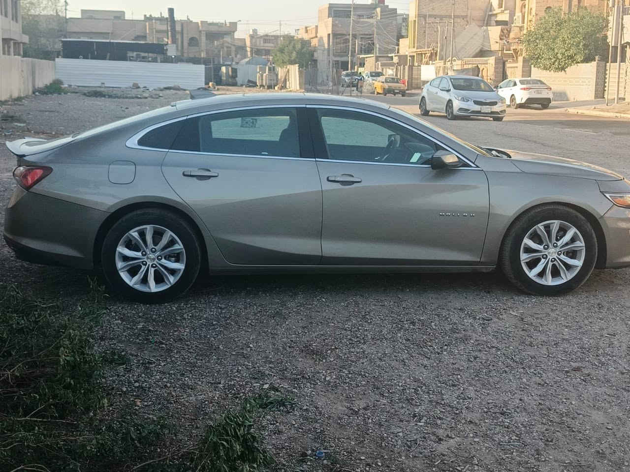 ماليبو ٢٢ مواصفات lt2 الفول
حادثها موضح بالصور السيارة بجم كبس بدون ايرباك وبيها هنا قبق الجنطة نطخ وبدلته اصلي حت ميتعدل وينصبغ والقبق مالتها موجود السيارة رقم مميز 
بنراما طكتين 
تبريد قطعتين بيانو 
بصمة 
فول تحكات ستيرن
السعر ١٢٨ وبيها مجال بسيط كد الجية مكانها البياع حي المواصلات _***********
