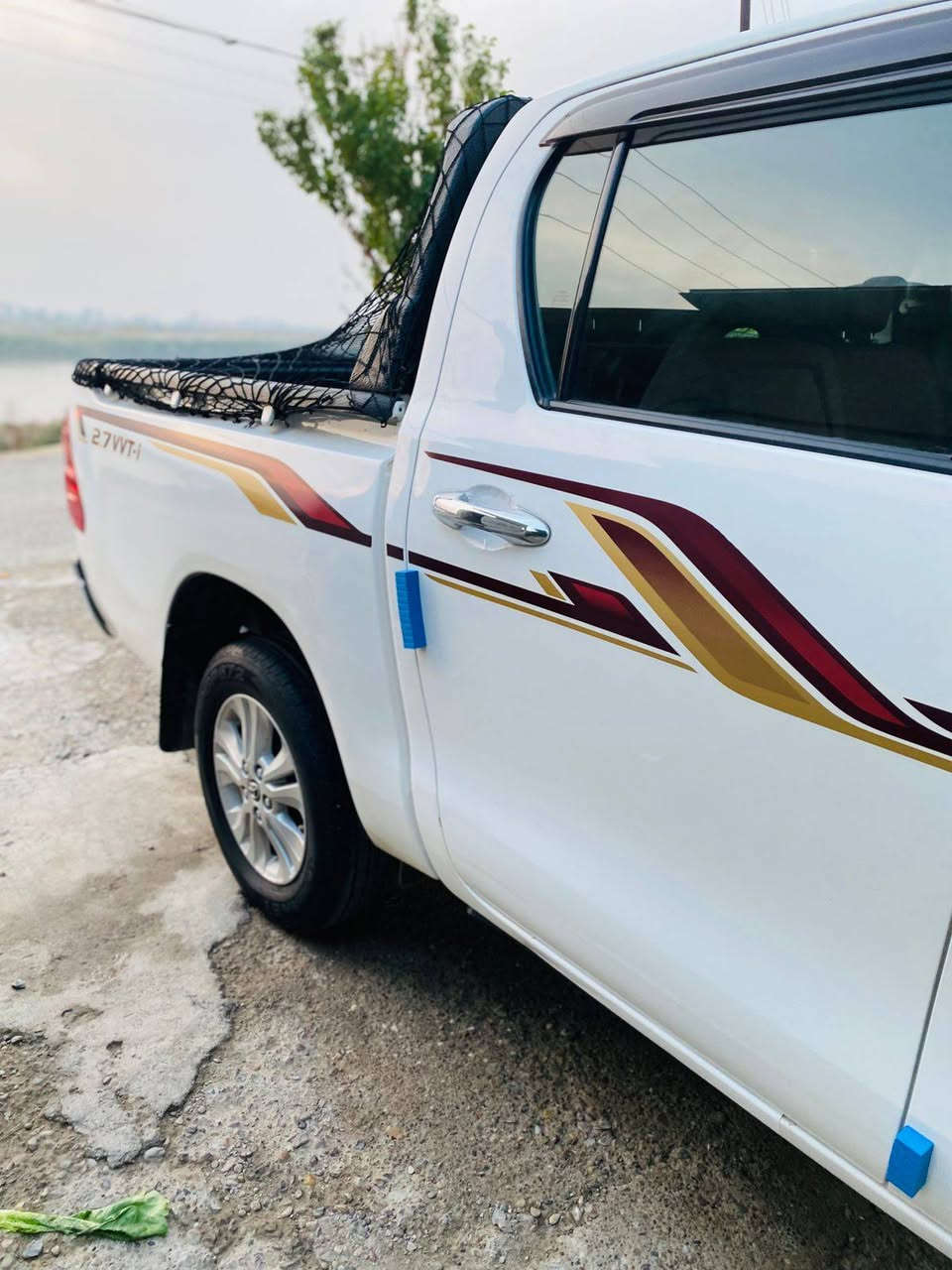 السلام عليكم للبيع هايلوكس 19ساز SR5ساير.. رقم بغداد دولي شرط تحويل مباشر مواصفات السياره كشنات تدفئه+تبريد اشاير بالمري كامره +شاشه كبيره حساس خلفي تبريد قطعتين ثلج 🥶 سبير مانازل طفايه بلاديه مكفوله كفاله عامه لابارد لاصبغ لاضربه لاتبديل لافتح كير ومكينه كفاله تخم تايرات بالباكيت سياره نضيفه مال جناي جهازه من كلشي السعر 260وبيه مجال بسيط 
مكانه صلاح الدين بلد الاستفسار اتصال وتدلل ✅
***********
