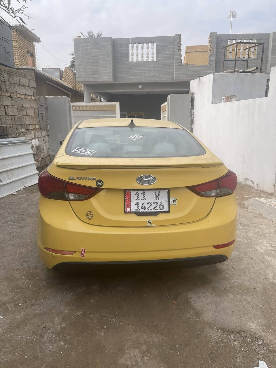 سلام عليكم الانترا موديل ١٤ بسمي رقم بغداد سياره خير من الله بدون حادث مثل ما موضح بل سونار فقط فتح السعر 108وبيها مجال مكاني ديالى بعقوبه تقاطع القدس او مراوس حسب القناعه الاستفسار الاتصال بل رقم ***********
