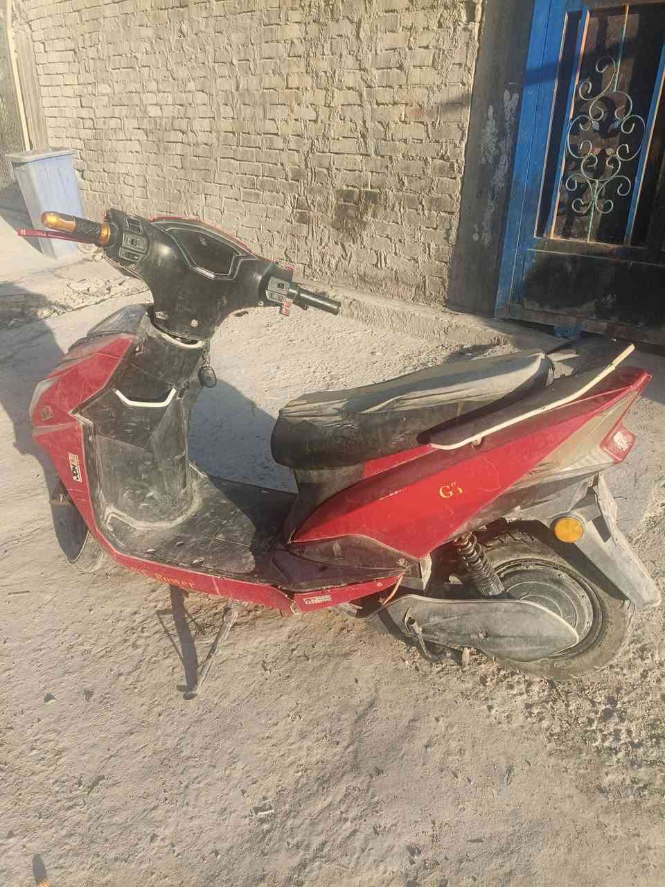 للبيع دراجه شحن بطاريات جديده ع فحص دراجه خير من الله
شاصي معمر بس مضبط سعر 425  بيها مجال قليل مكان ابو غريب الشهداء 
***********
