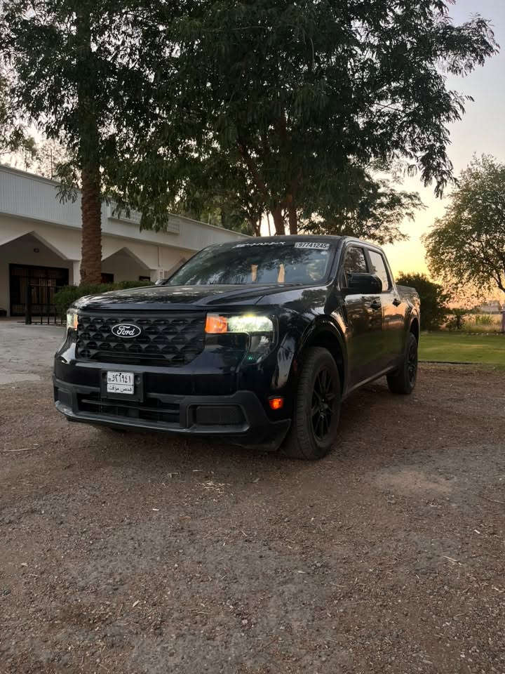 للبيع Ford Maverick XLT Hybrid 2025 وارد كندي 🇨🇦
* لون أسود
* محرك 2.5L Hybrid 
* گير eCVT
* تشغيل بصمة (Push Start)
* فتح الأبواب بدون مفتاح (Keyless Entry)
* شاشة وسطية مع Apple CarPlay و Android Auto
* كاميرا خلفية
* مثبت سرعة
* حساسات وأنظمة أمان متعددة
السعر 220 $

***********

