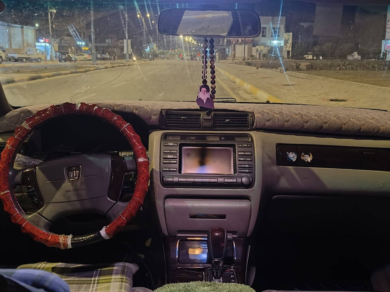 السلام عليكم
مروان ملكه موديل 2002 كصه جنطه جاهزه اداوات 

السعر 40 وبيه مجال بسيط للاتصال ***********

