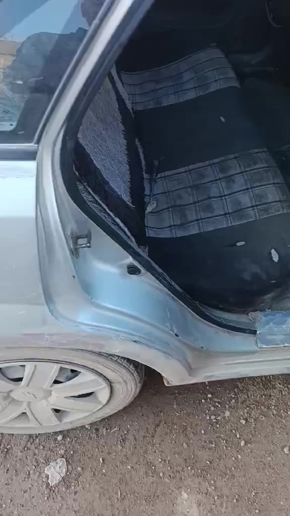 اوبترا ٢٠٠٦ رقم المبايل *********** كير اوتوماتيك بشرط ومحرك بشرط اطارات جديدة رجاء رجاء هلي  ما شراي لايدوخني بل سؤال السعر ٥٠ ورقة
